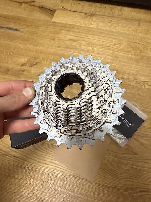 Pezzi di ricambio: Sram Red Kassette inkl. Kette – Usato da Niederönz venduto da pal_b7mq 1