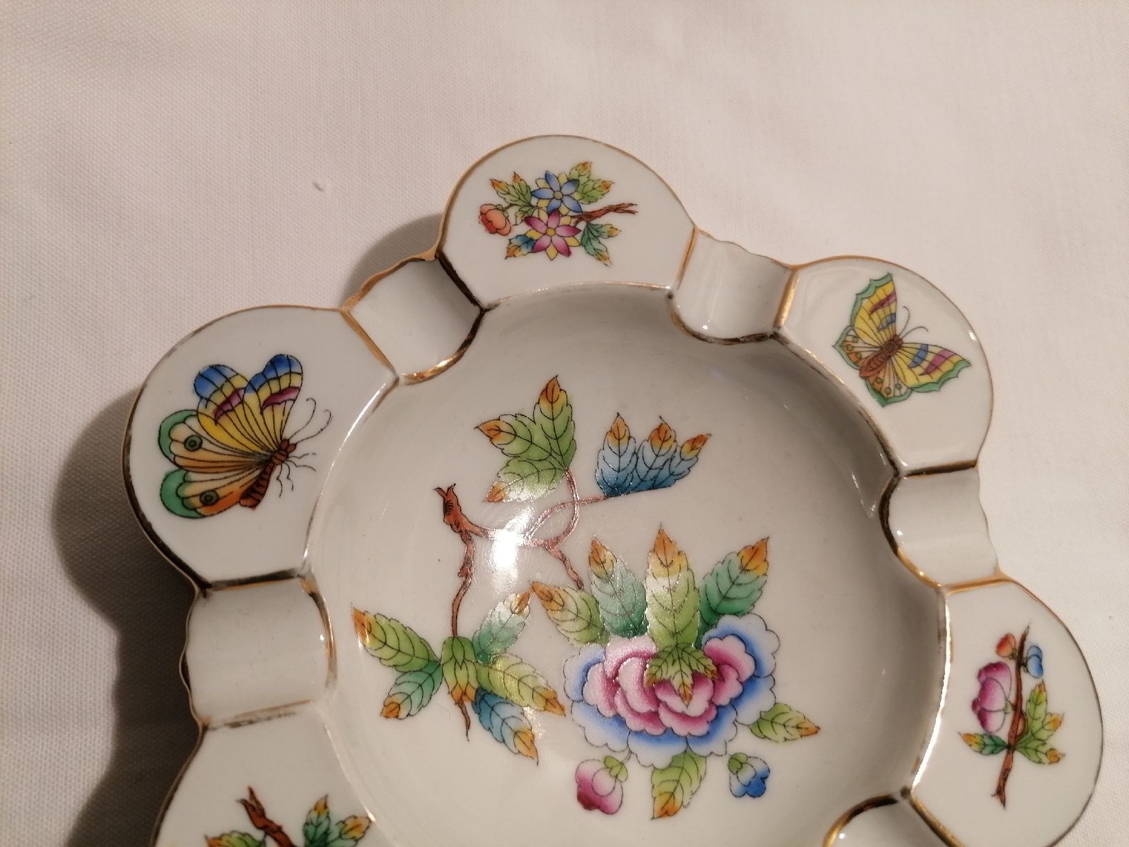 Herend Portacenere: Herend Porzellan Aschenbecher – Usato da Werthenstein venduto da Marsche1 1