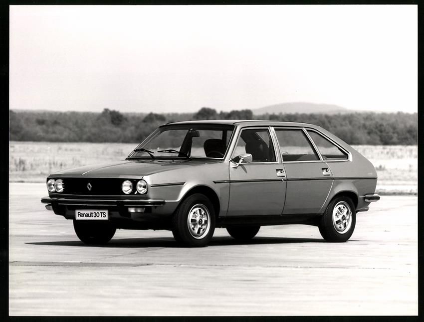 Fotografie & Manifesti: Fotografie Auto Renault 30 TS Kombi mit  – Usato da Berlin venduto da bartko-reher