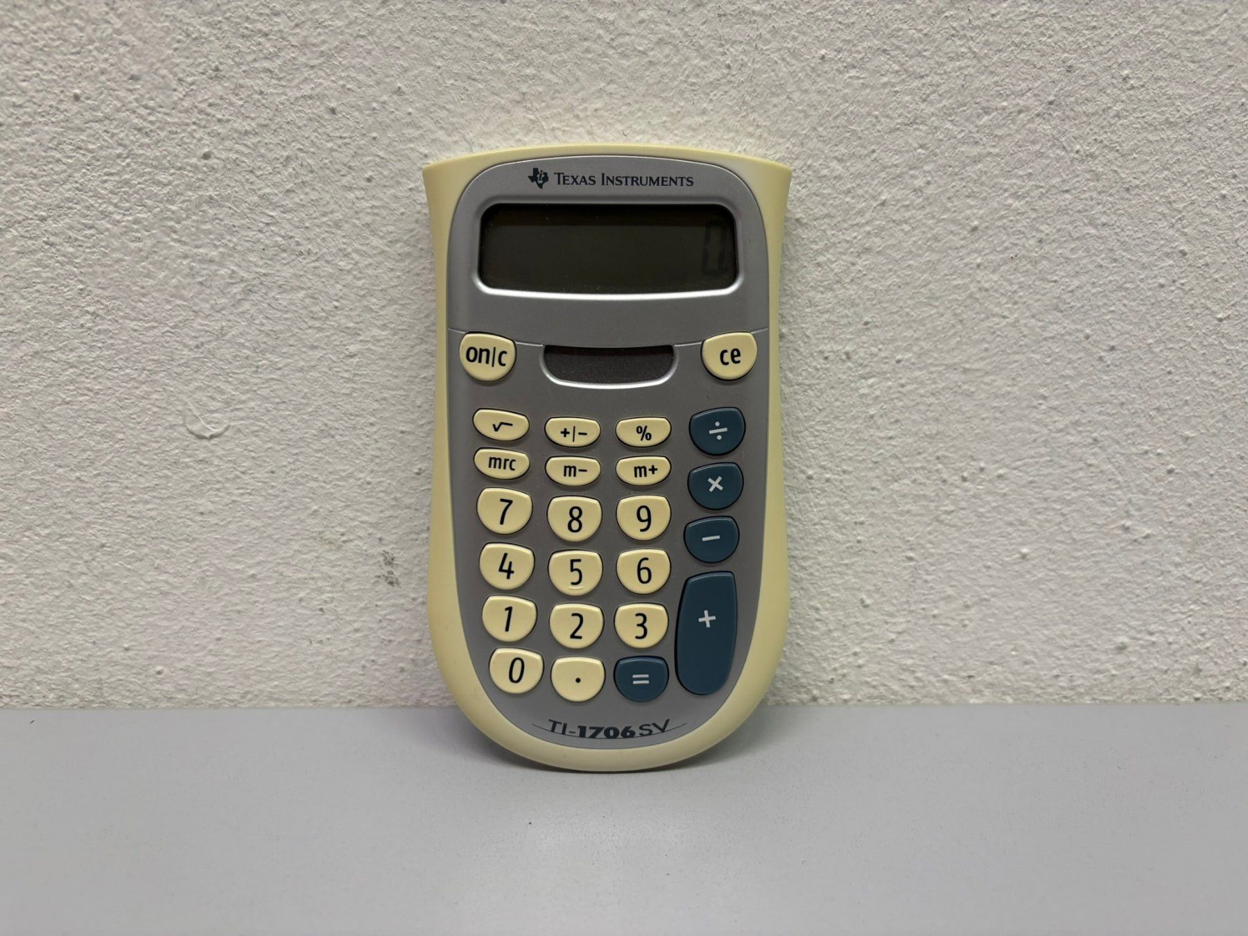 Texas Instruments Calcolatrici tascabili: Texas Instruments TI-1706 SV Taschenrechner – Nuovo (secondo la descrizione) da Hochdorf venduto da av-electronics