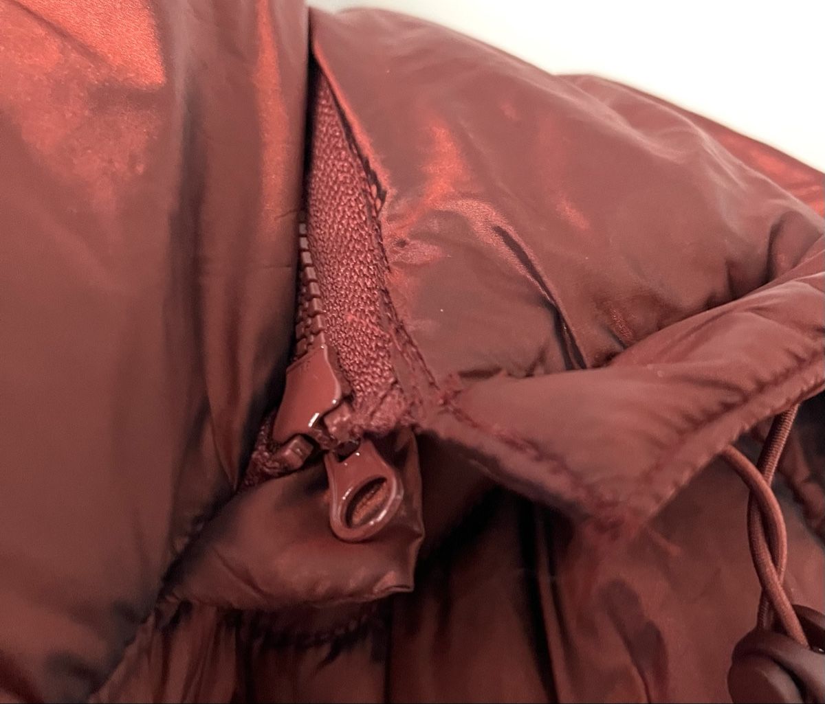 Giacche: Hübsche gesteppte Jacke mit Kapuze / Driver Jeans / rostrot – Nuovo (secondo la descrizione) da Biel/Bienne venduto da LadyDita 4