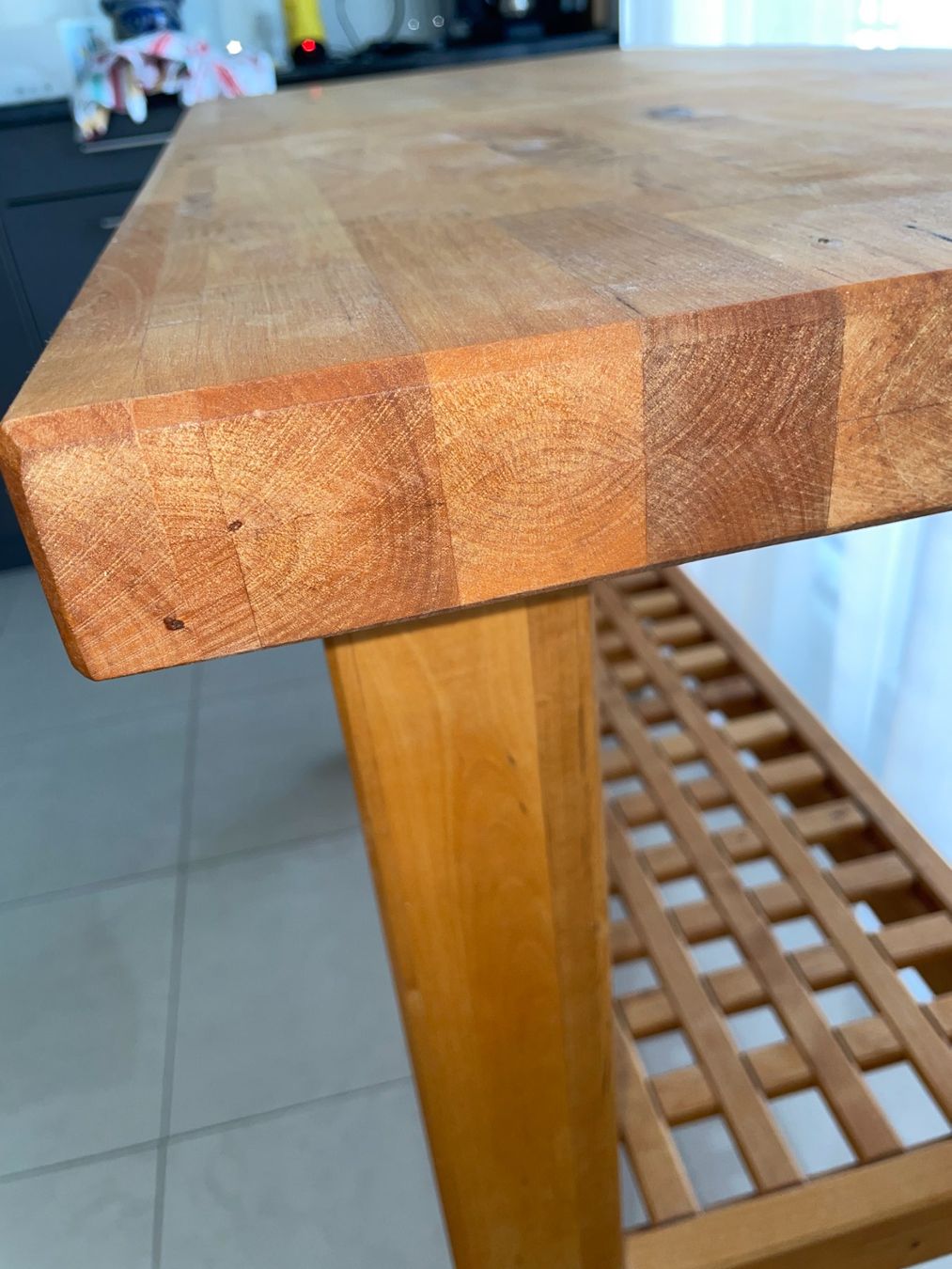 Cucine complete: Freistehende Kochinsel / Arbeitstisch – Usato da Sursee venduto da Enfor 4