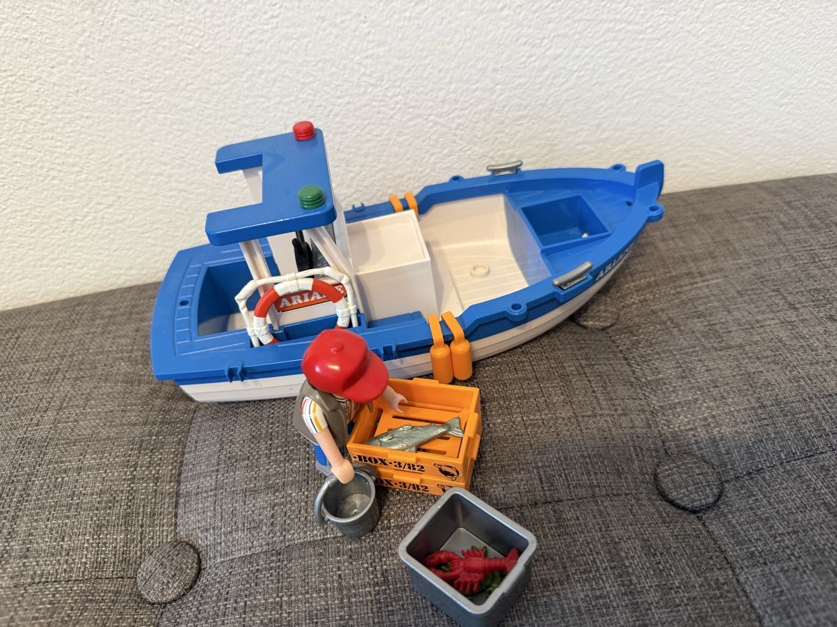 Playmobil Giocattoli: Playmobil Fischerboot – Usato da Chur venduto da Tsambiko 3