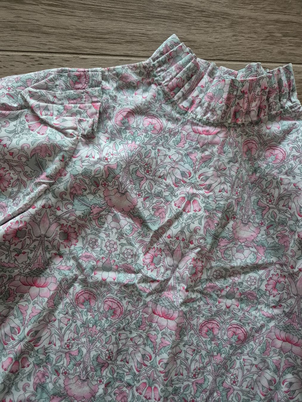 Jacadi Camicette, T-shirt & Top: Jacadi Bluse mit Blumenmuster, Grösse 96, Top Zustand! – Usato da Wohlen AG venduto da dim_rg9y 3