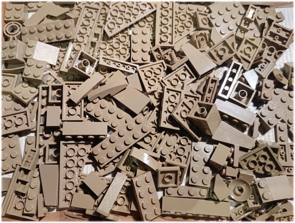 Lego Kit di costruzioni: LEGO 150 Taupe farben Teile -A84 – Usato da Morges venduto da cardeman61