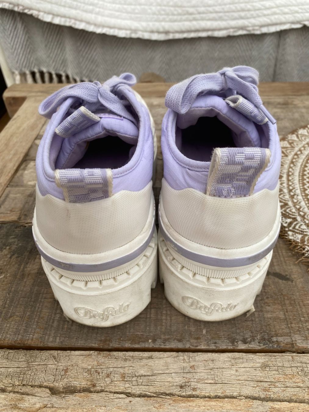 Buffalo Scarpe da donna: Original Buffalo Sneaker,  Gr. 40 – Usato da Stetten SH venduto da jani-design 3
