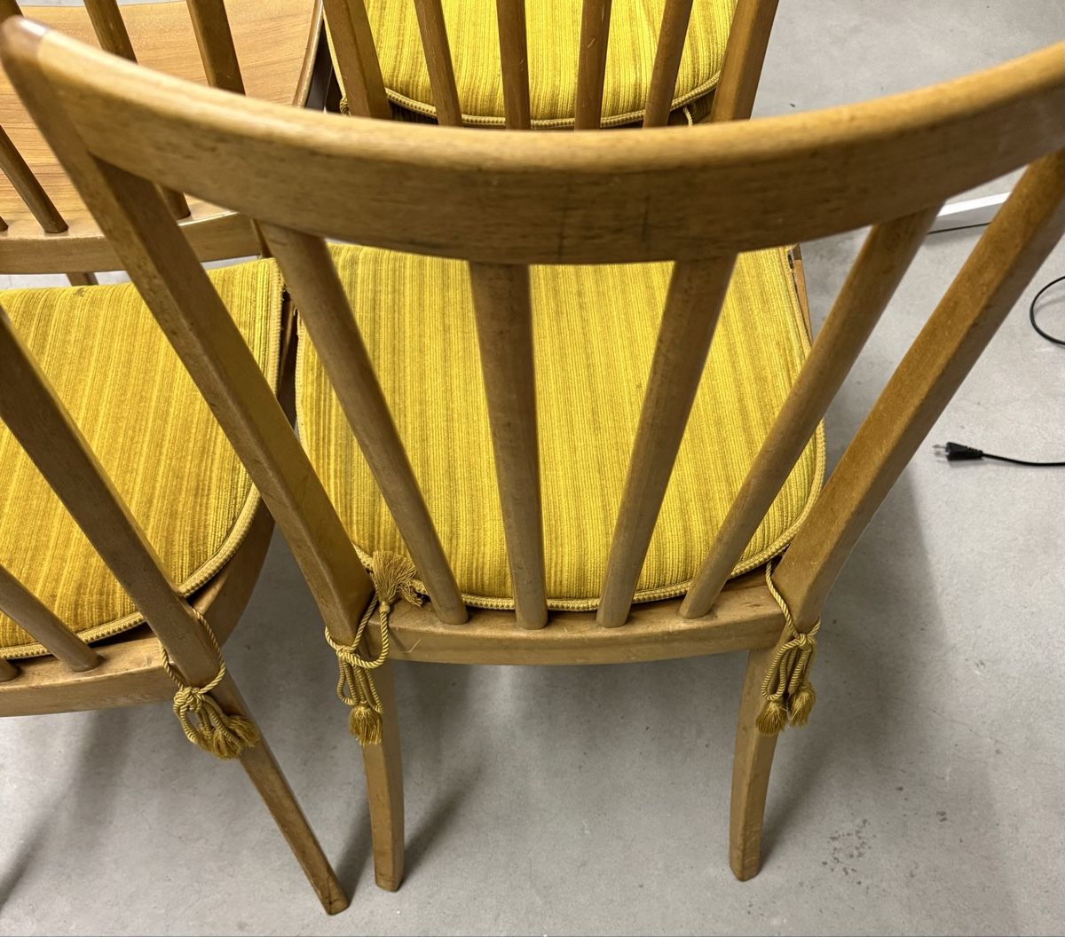 Sedie: Stühle Vintage 4 Stück – Usato da Binningen venduto da MichPam71 4