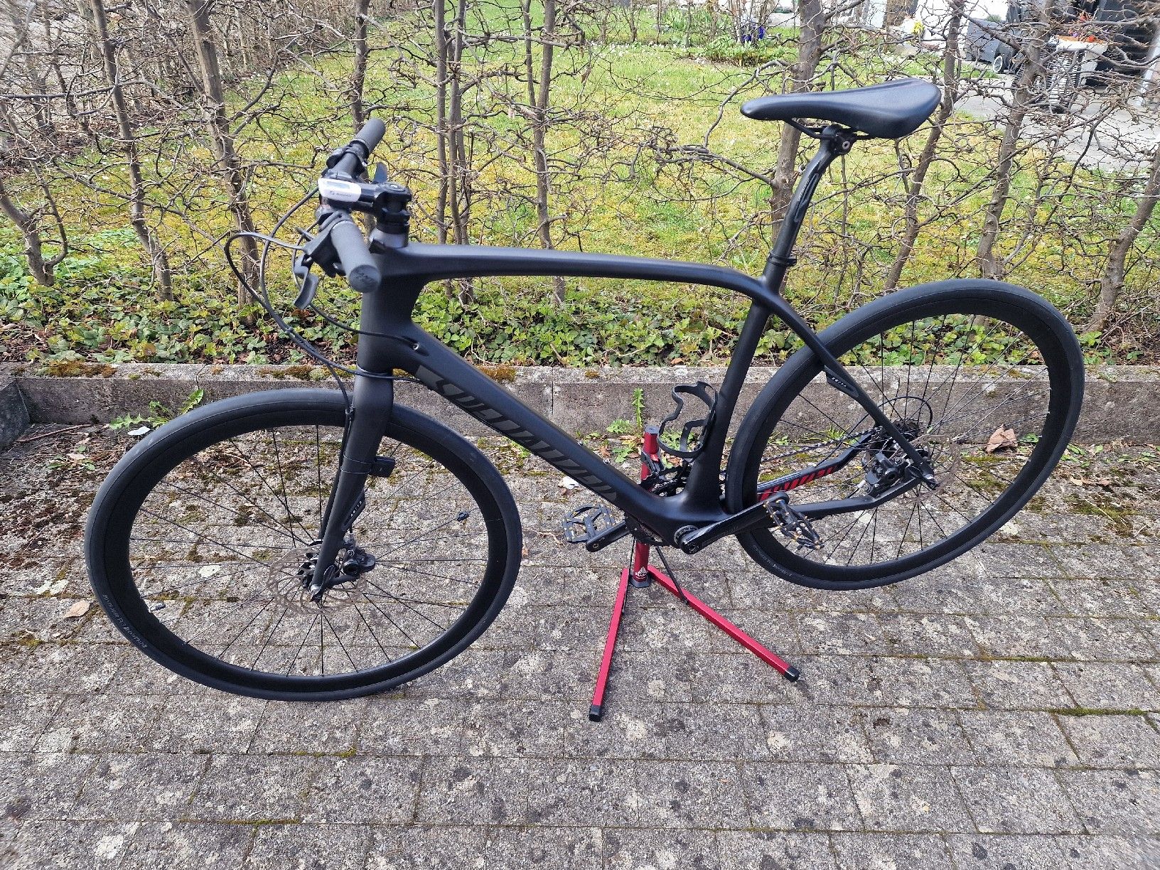 Specialized Velos: Specialized Sirrus Carbon, Top Zustand – Gebraucht aus Bonstetten von Foxi11 1