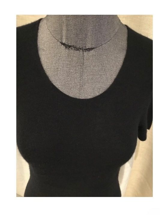 Top: Schwarzes Kaschmir Top von Eric Bompard – Usato da Bern venduto da sel_v6l2 1