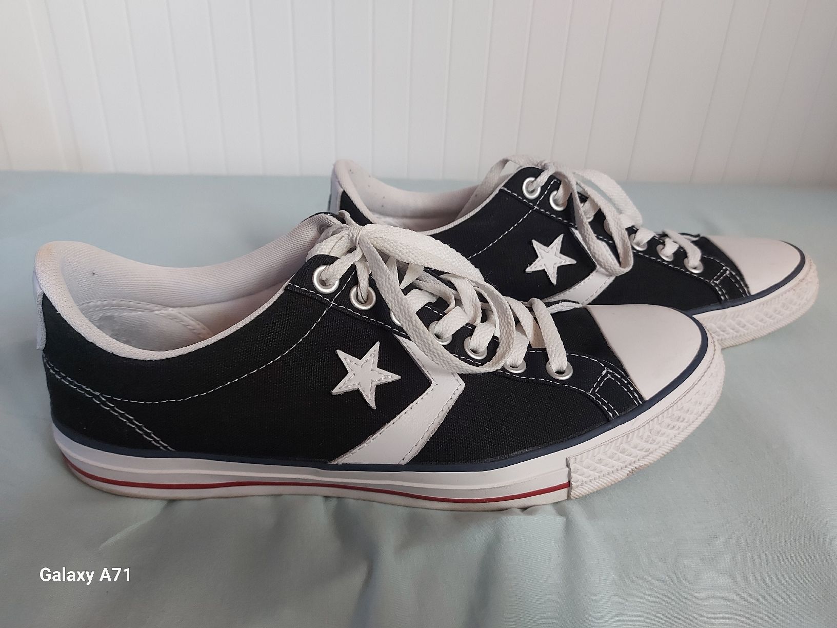 Converse Chaussures hommes: 2x Converse Gr. 44 – D'occasion à Rumisberg par AaronRodgers81 2