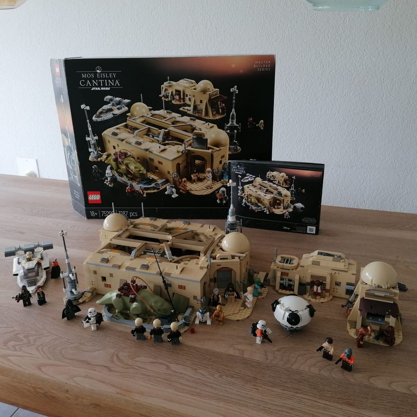 Lego Kit di costruzioni: LEGO 75290 Star Wars Mos Eisley Cantina – Usato da Münchenwiler venduto da purple_malady
