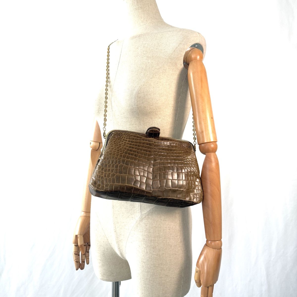 Taschen für Damen: VINTAGE Crocodile Leather Bag – Gebraucht aus Emmen von Avviivva_Com2023 1