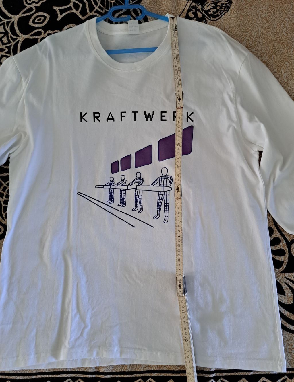 T-shirt: Shirt Kraftwerk XL – Usato da Schlieren venduto da Rcaliforni 3