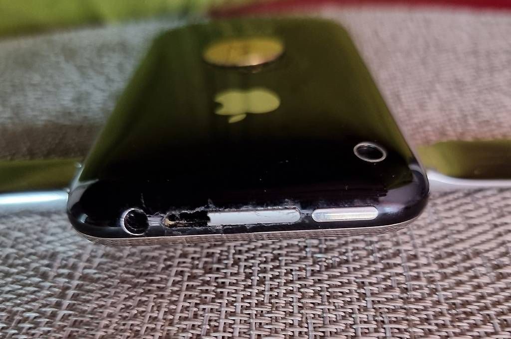 Apple Telefoni cellulari / Smartphones: iphone – Difettoso da Frenkendorf venduto da Mirasen 4