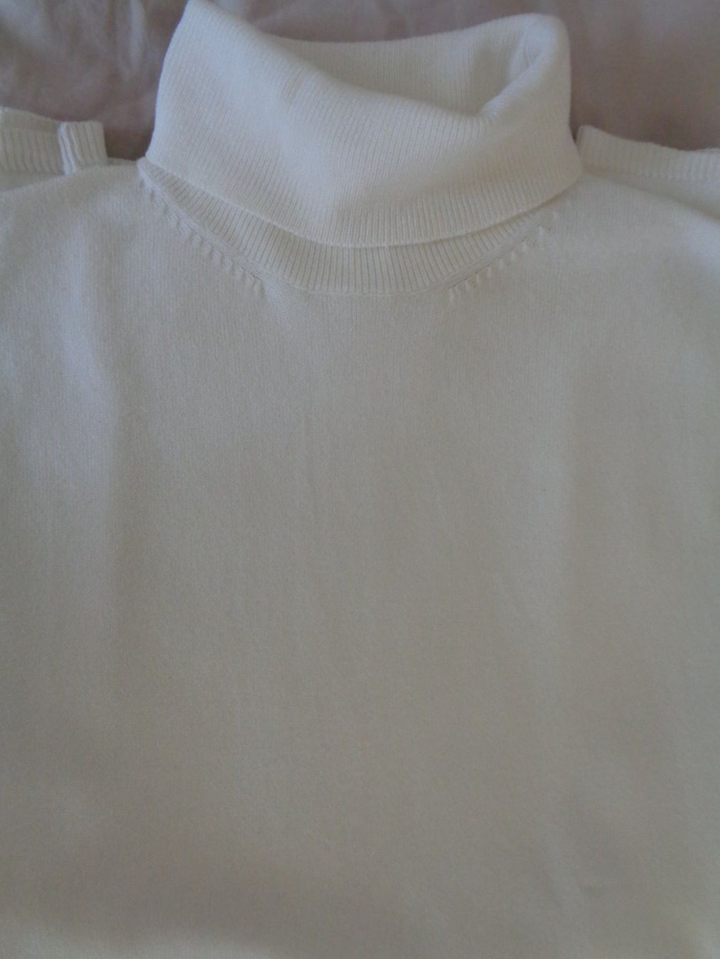 H&M Maglioni & Felpe: Pullover Damen, ohne Ärmel, H&M – Usato da Tafers venduto da kor_jf9w 2