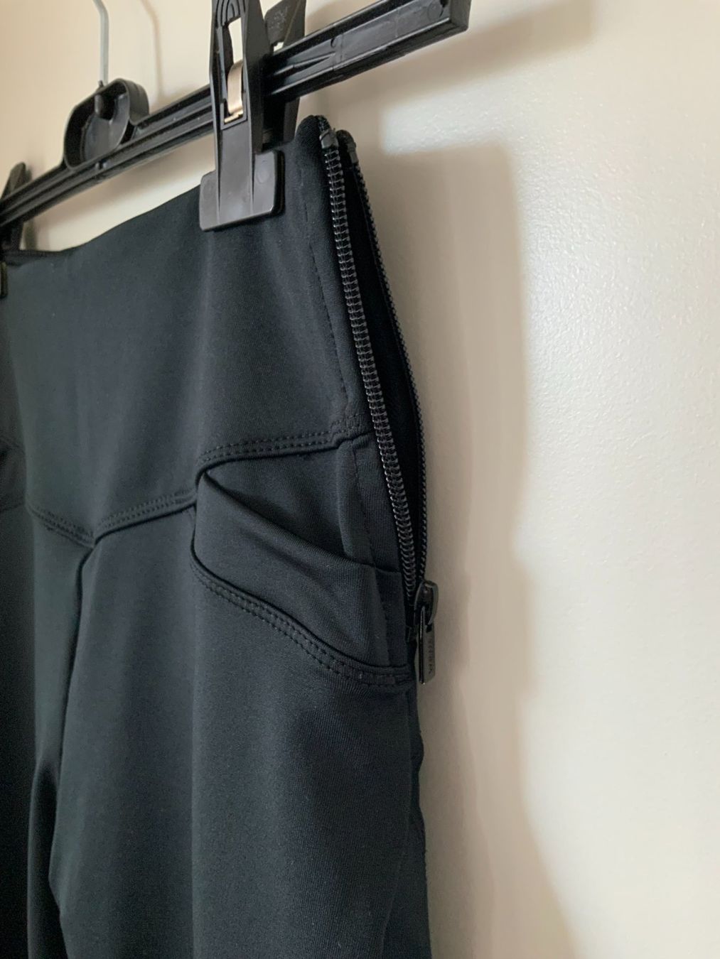Leggings: Jogginghose. (7) – Usato da Wallisellen venduto da AS.TZ. 3
