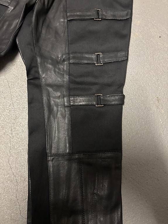 Pantaloni: Neue Lederhose – Usato da Möriken AG venduto da Marisa043 2