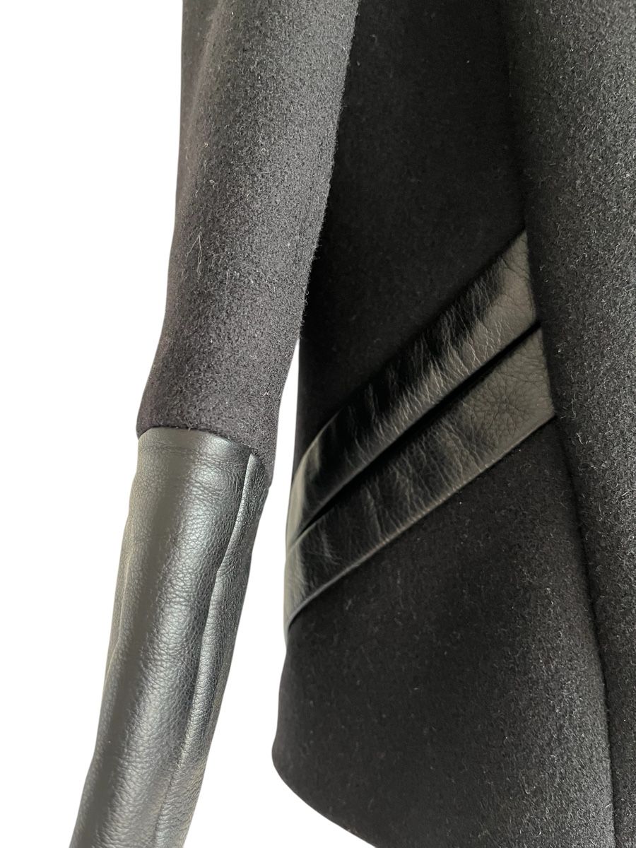 Maje Giacche: Exklusive Maje Wolljacke mit Lederärmeln – Nuovo (secondo la descrizione) da Zug venduto da Se_wb5d 2