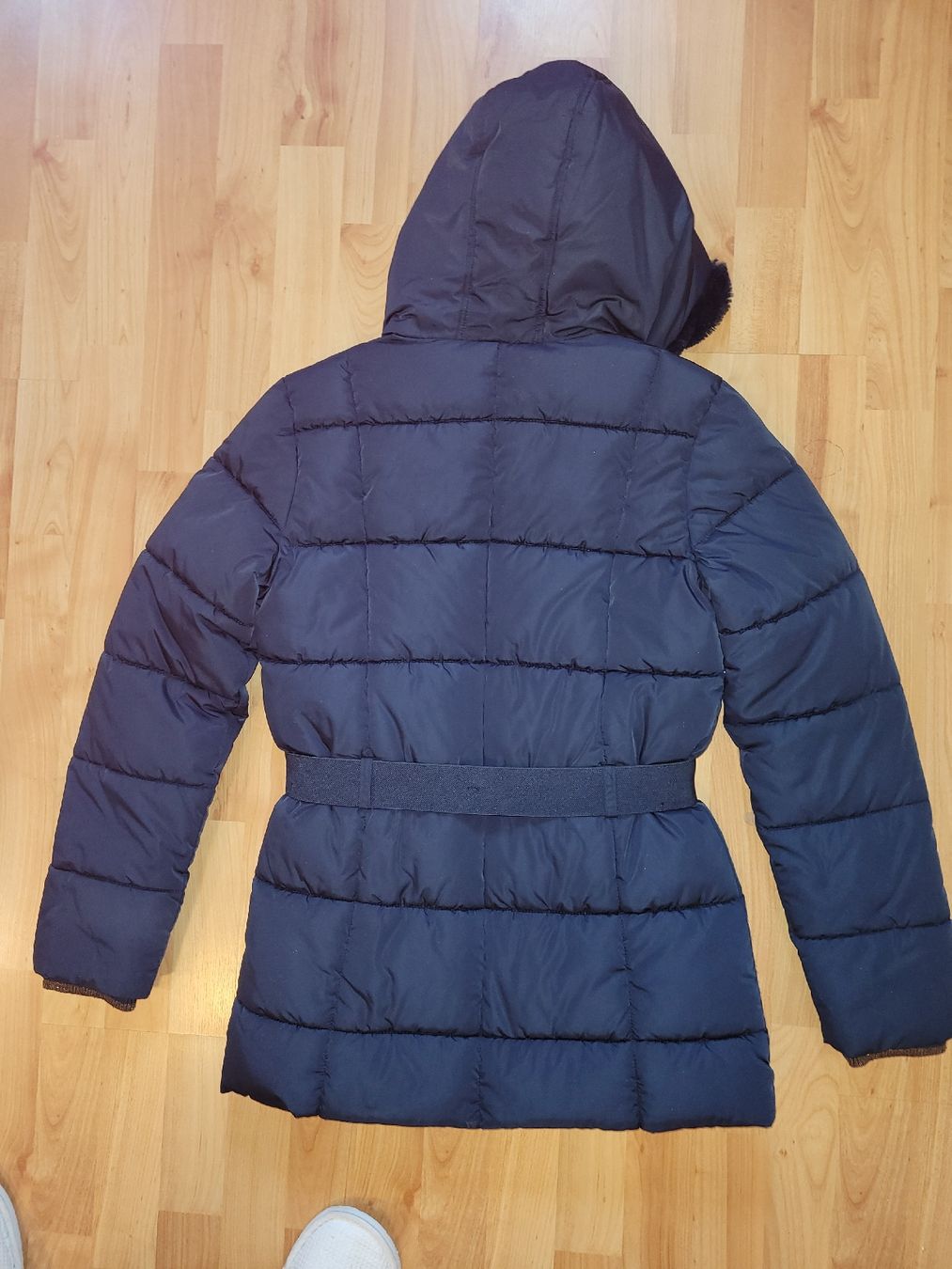 C&A Vestes & Manteaux: neuwertiger Wintermantel Gr. 164 – D'occasion à Scherzingen par zwiggi1 3