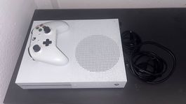 XBOX ONE mit Controller