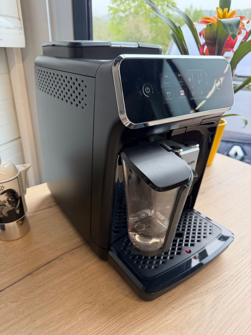 Philips Kaffeemaschinen & Espressomaschinen: Kaffeemaschine Philips Serie 2300 – Gebraucht aus Lengnau BE von Ierardo79 1