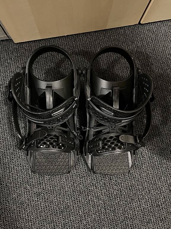Snowboard Nitro Board: Nitro Nomad 161 Splitboard mit Bindung und Fell – Nuovo (secondo la descrizione) da Hitzkirch venduto da YvesEscher 2