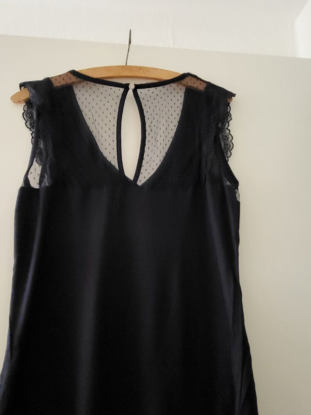 Morgan Top: Top avec dentelle – Usato da Vevey venduto da dzi_glb9 1