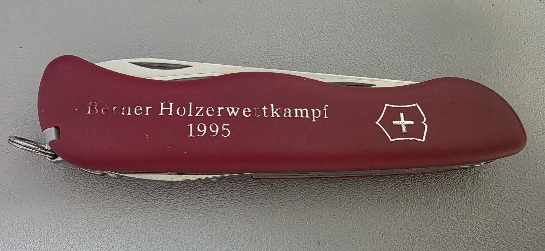 Victorinox Coltelli tascabile: Victorinox - Messer - Berner Holzerwertkampf 1995 – Usato da Niederuzwil venduto da 262305 1