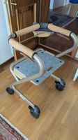 Rollator mit Sitzmöglichkeit