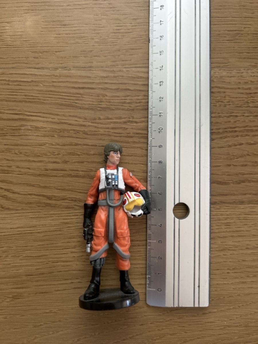 Star Wars Statuette: Star Wars Figuren Set R2-D2, Luke, Leia  – Usato da Gibswil venduto da nat_2nfv 4