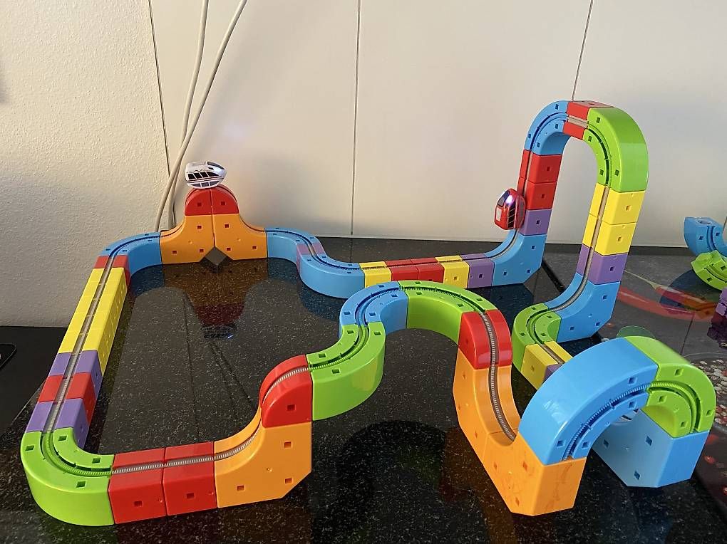 Spielzeuge: Clickrail Elektrisches Zug-Set – Gebraucht aus Bern von Mondol