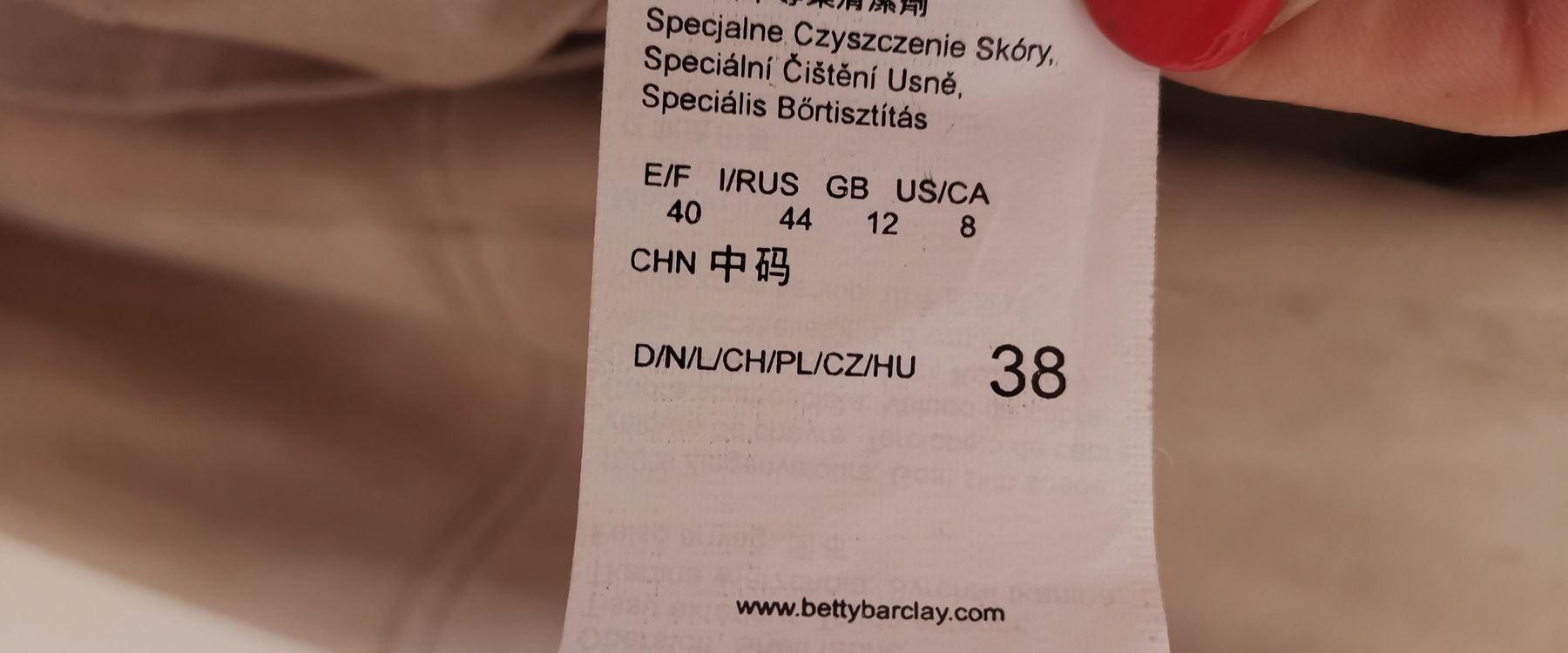 Betty Barclay Jacken: Betty Barclay, Wildleder Longblazer – Gebraucht aus Uerikon von pink_flamingo 5