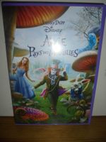 " Alice au pays des merveilles "avec Johnny Depp. comme neuf
