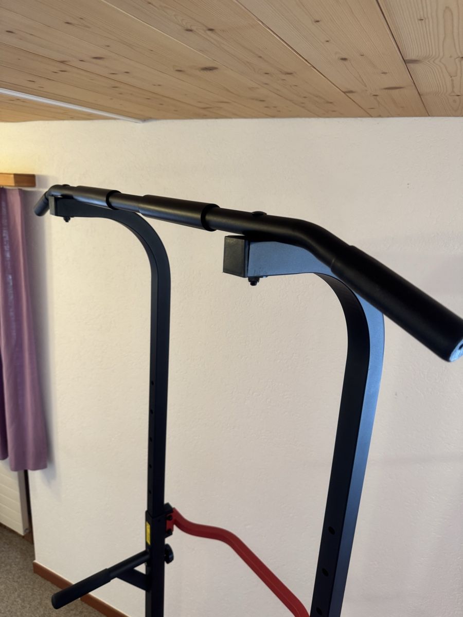 Hometrainer: Klimmzugstange und Dip-Station – Usato da Innertkirchen venduto da cla_cs8v 4