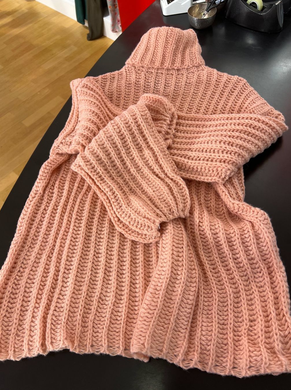 Pulls & Sweat-shirts: Schöner Grobstrick-Rollkragenpullover – Neuf (Voir description) à Zürich par Naebeli 1