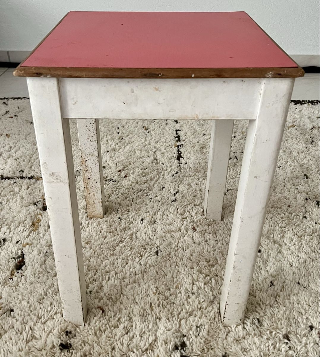 Sgabelli: 50er/60er Holz Hocker, Tabouret – Usato da Hunzenschwil venduto da Madachica