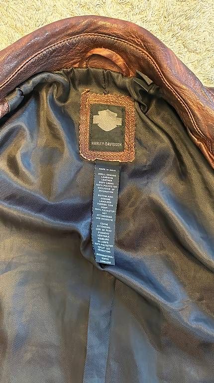 Harley-Davidson Giacche: Exklusive Harley-Davidson Lederjacke aus Chicago – Usato da Emmenbrücke venduto da Tomssen 3
