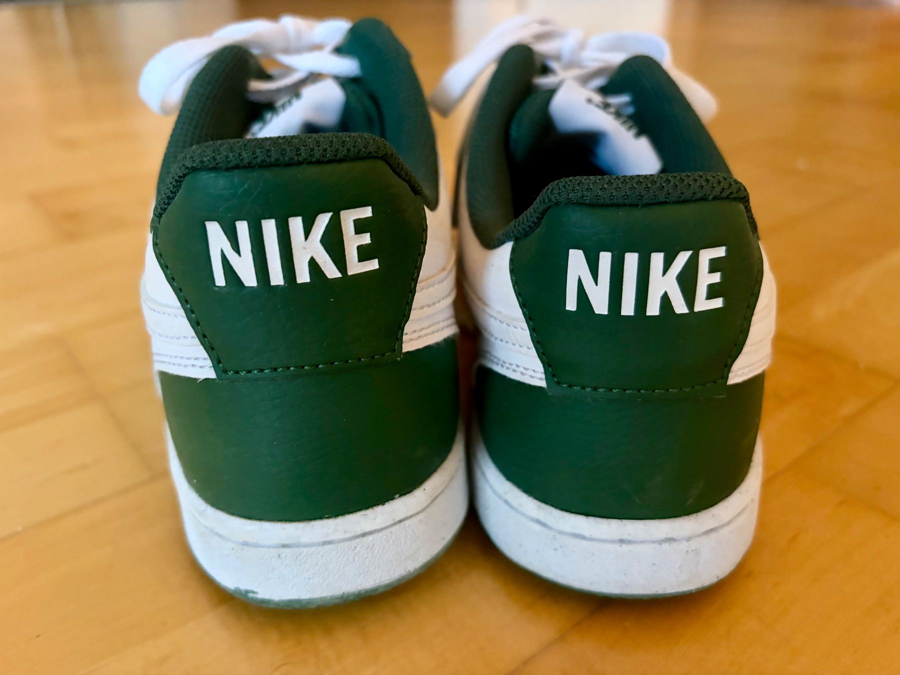 Nike Scarpe da uomo: Nike Sneaker Herren Gr.43 – Nuovo (secondo la descrizione) da Arni AG venduto da MT75 1