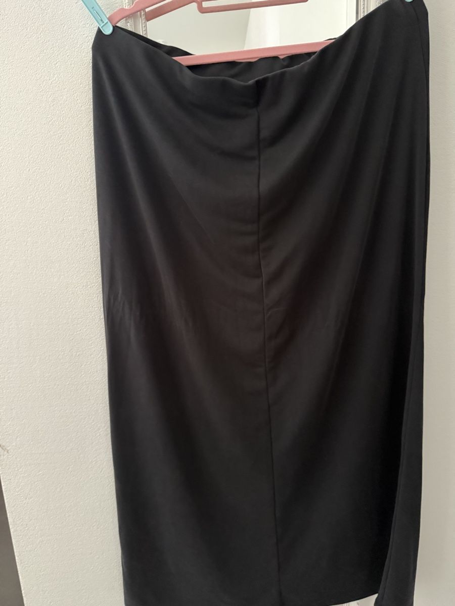 Jupes: Maxi Rock Grösse XL ohne schlitz  – Neuf (Voir description) à Pfeffikon LU par pepino17 1