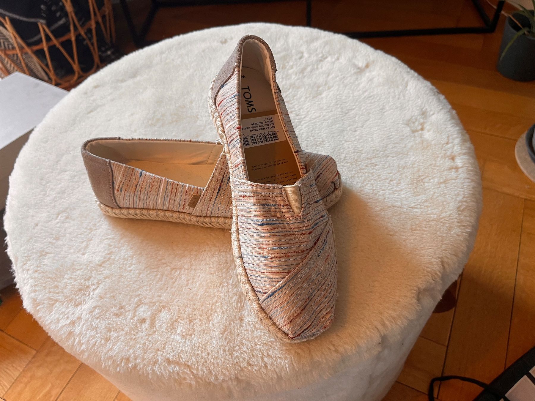 Toms Damenschuhe: TOMS Neuve – Neu (gemäss Beschreibung) aus Lutry von Lolo1600 1