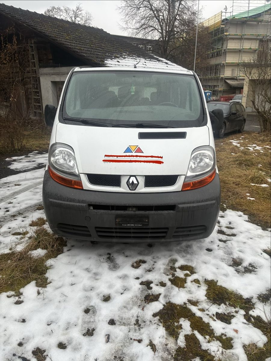 Renault Autos: Renault Traffic 9Plätze – D'occasion à Kerns par R.Buenter