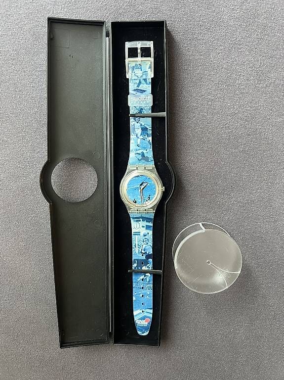 Orologi: Swatch Access Sonderedition Stade de Suisse – Usato da Bern venduto da Ovorocks