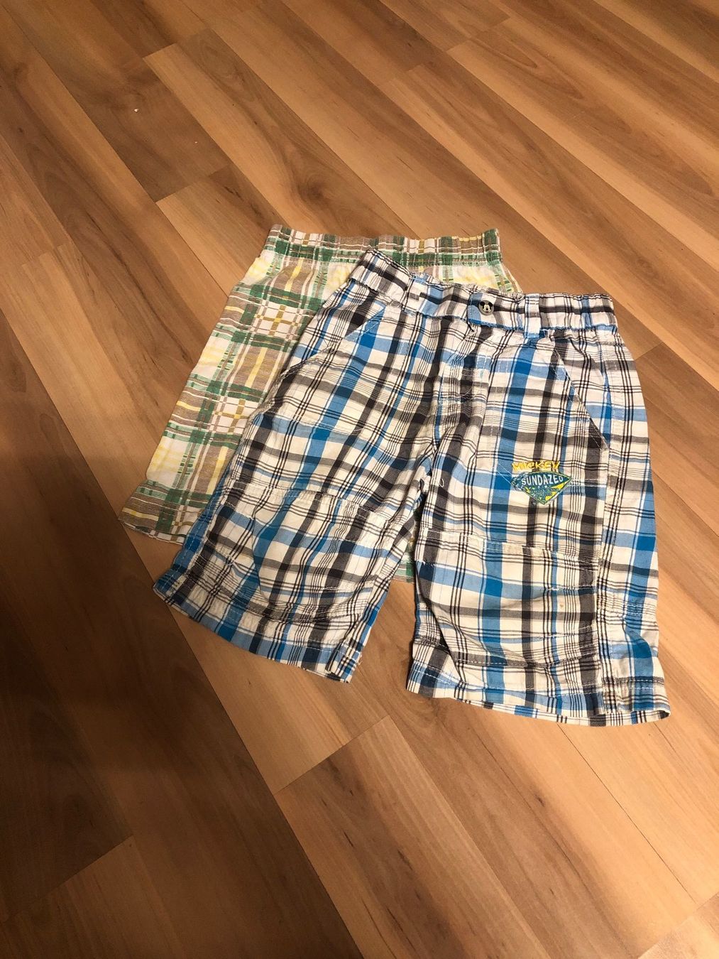 Pantaloni: Shorts Set, kariert, Grösse 104 – Usato da Vilters venduto da san_2t9g