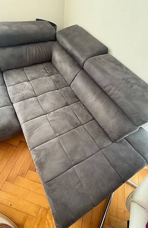 Divani: Mömax Ecksofa mit elektrischem Sitzvorzug (NP: CHF 2199) – Usato da Zollikerberg venduto da eva_chz9 1