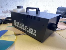 Antari F-250 Nebelmaschine - Top Zustand, Inkl. Fluid!