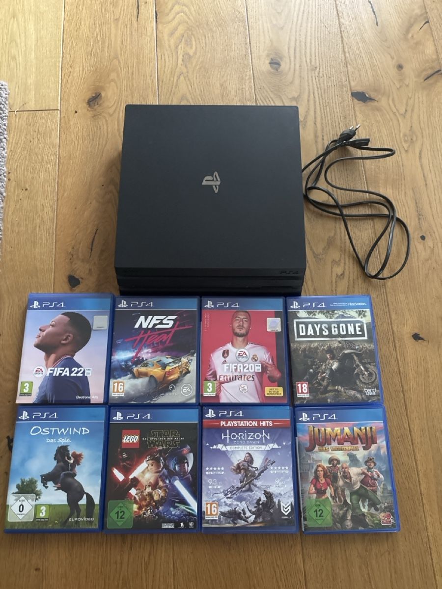 Console: Ps4 Pro mit 8 Spielen und Kabel – Usato da Reinach BL venduto da Jan_Bsl