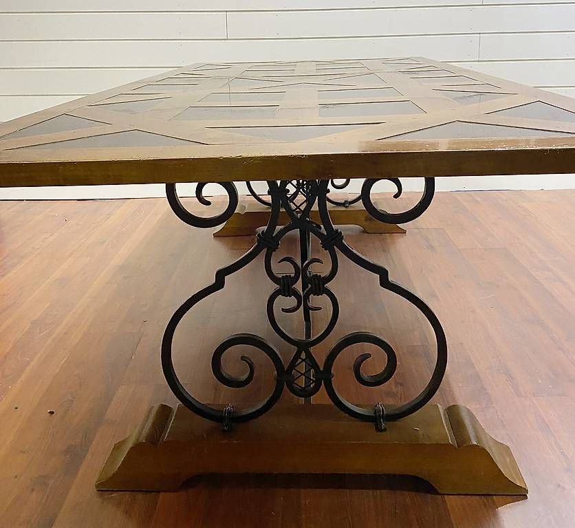 Tavoli: Schöner Holztisch mit Massivem Eisengestell – Usato da Ballwil venduto da ClassicGallery-01 1