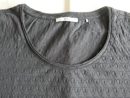 NEU !  ESPRIT  Damenshirt in dunkelblau (kurzarm)