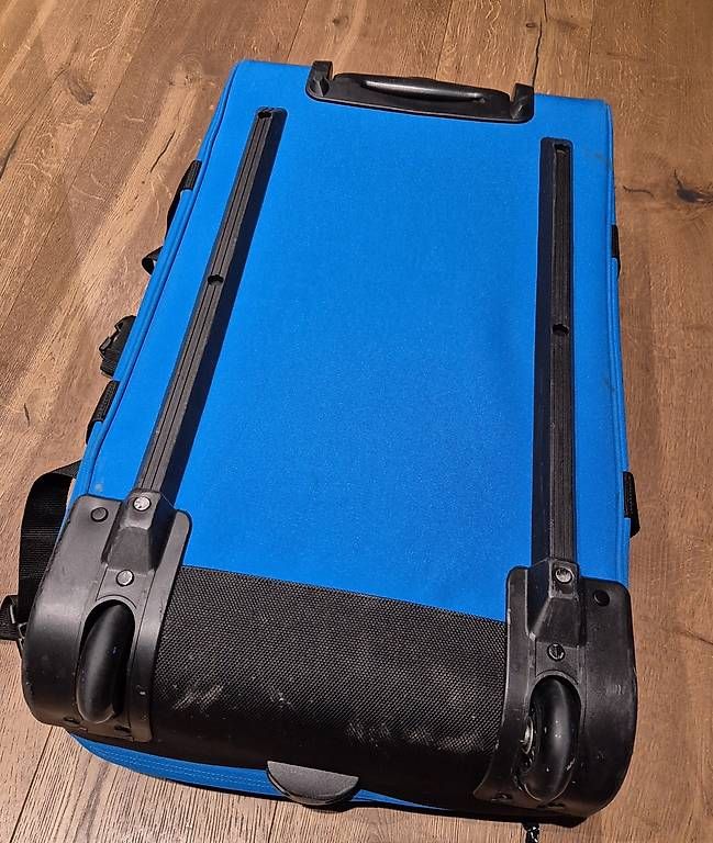 Valigie & Borse: EastPack Rollkoffer – Usato da Waltalingen venduto da Trachis 3