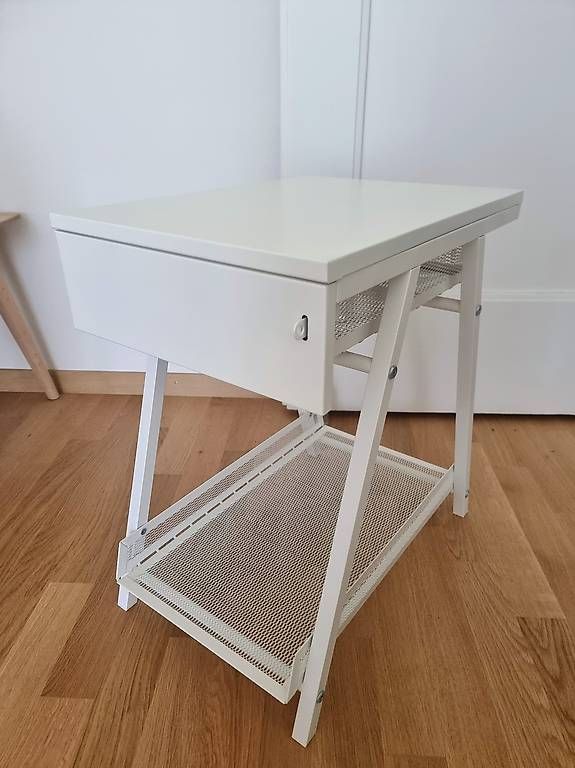 Scrivanie: Ikea Trotten Büro Korpus – Usato da Zürich venduto da Annster 2